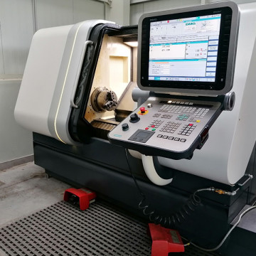 CNC-esztergagép/NEF 400 gildemeister/DMG